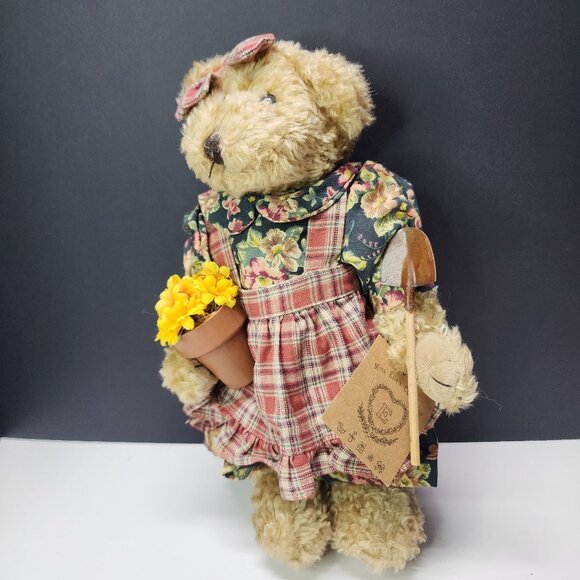 Vintage Miss Elle's Collection Bear Plush Flower Pot & Shovel 10'' Soft Toy - Picture 3 of 9
